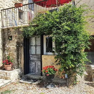 Séjour chez l'habitant So, Saint-Pantaléon-les-Vignes